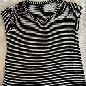 White House Black Market short sleeve shirt